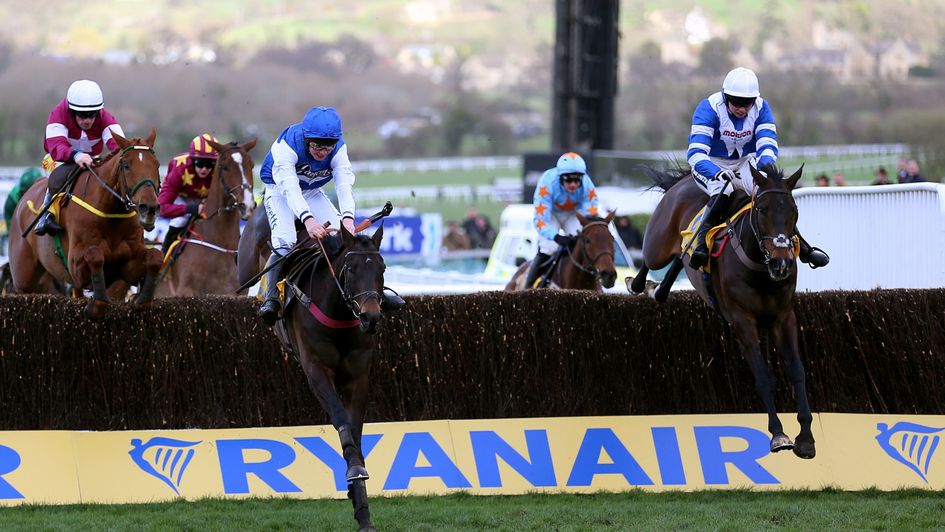 Aso leads Frodon over the last in the Ryanair