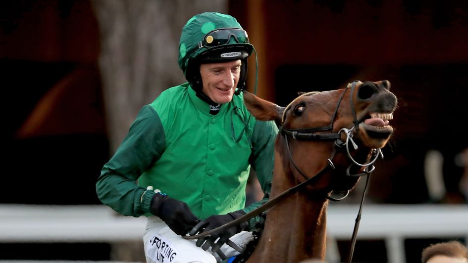 Daryl Jacob is all smiles on El Fabiolo