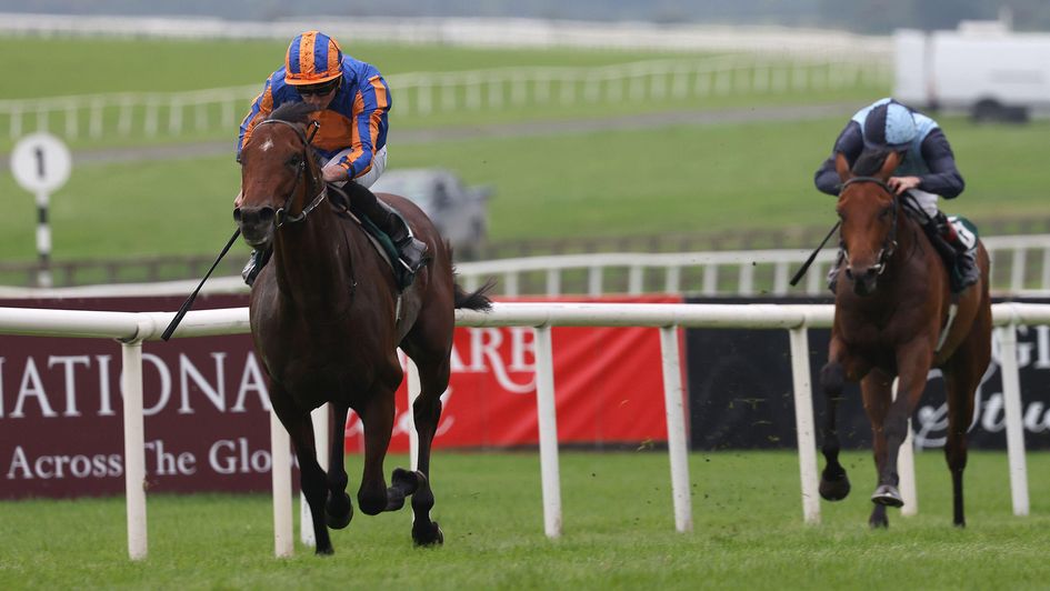 Henry Longfellow strides clear at the Curragh