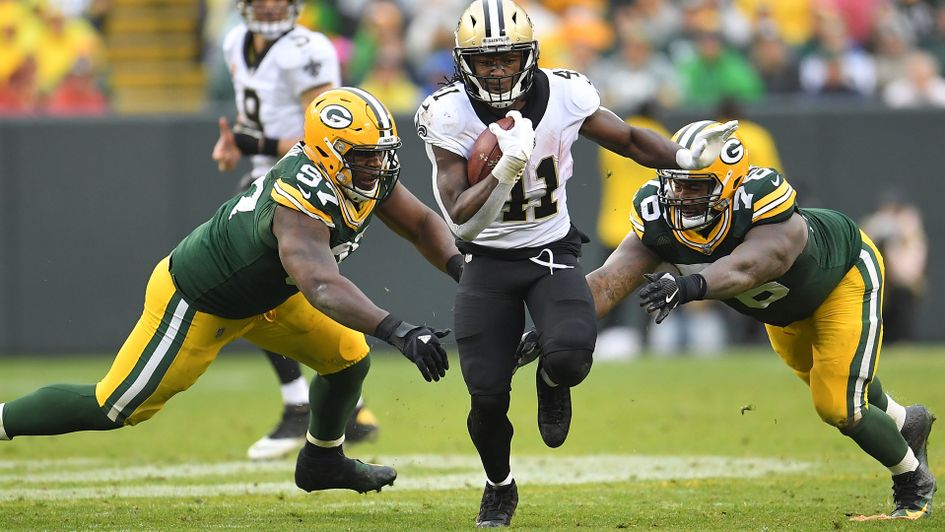 Alvin Kamara in action for the Saints against the Packers