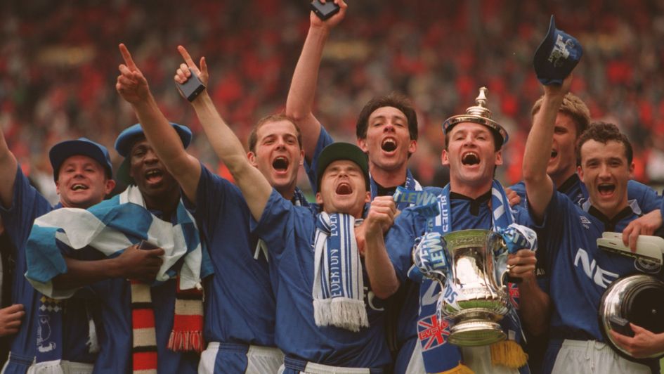 Everton celebrate after winning the FA Cup in 1995