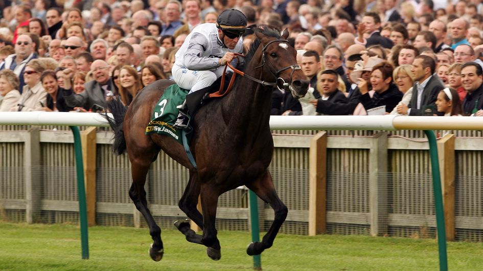 Cockney Rebel wins the 2000 Guineas