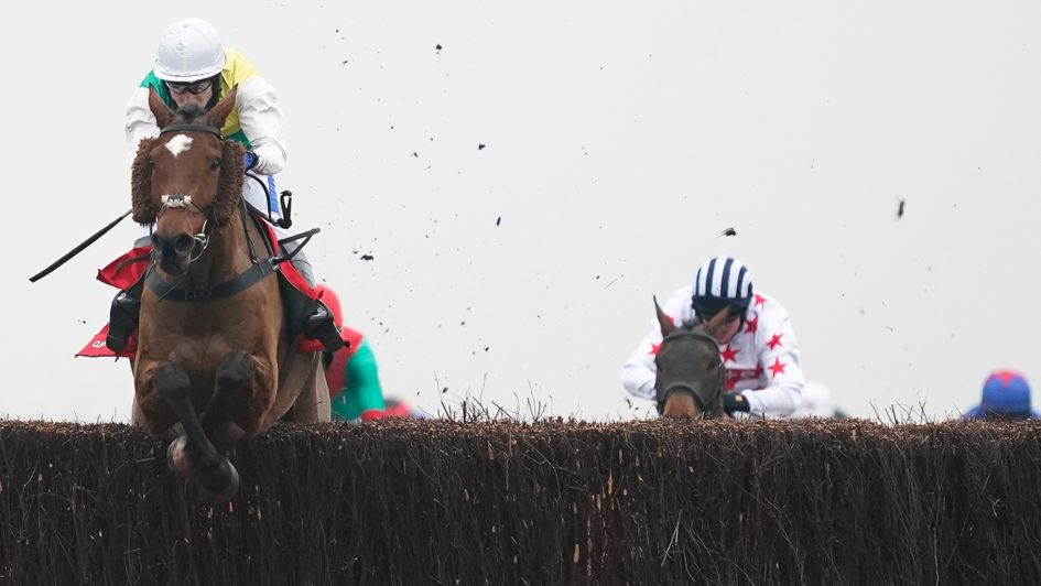 Cloth Cap clears the last in the Ladbrokes Trophy