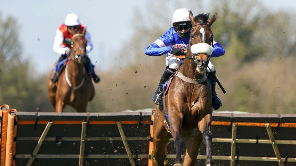 Danny Kirwan wins at Wincanton