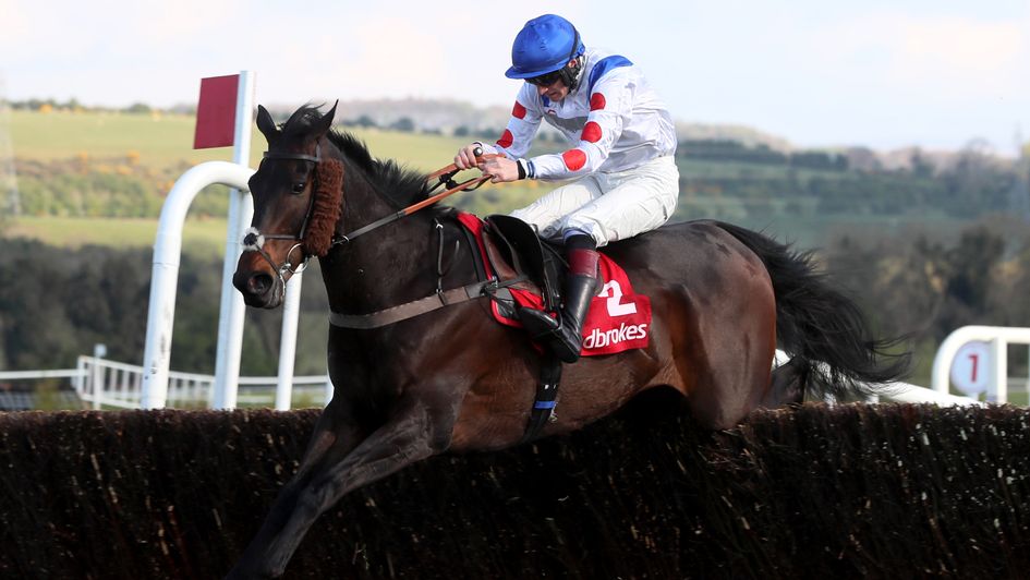 Clan Des Obeaux on his way to a brilliant Punchestown success