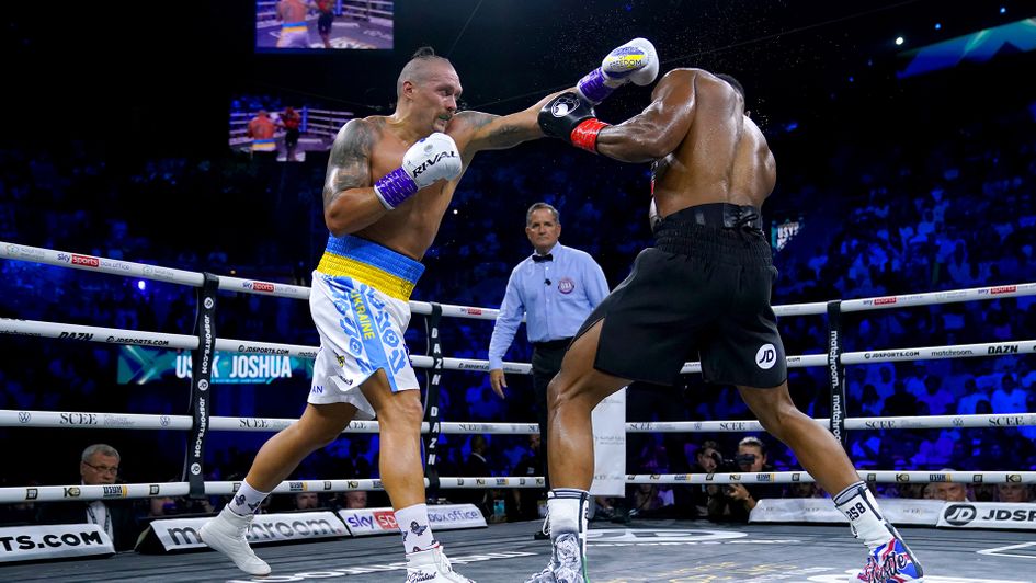 Oleksandr Usyk and Anthony Joshua in action in Saudi Arabia