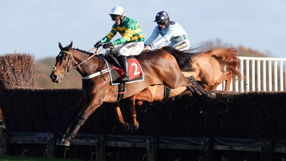 Iberico Lord makes a winning start over fences