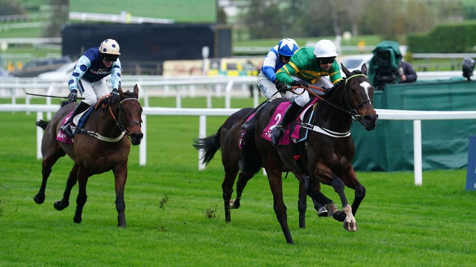 Jobon wins a second successive Shloer Chase