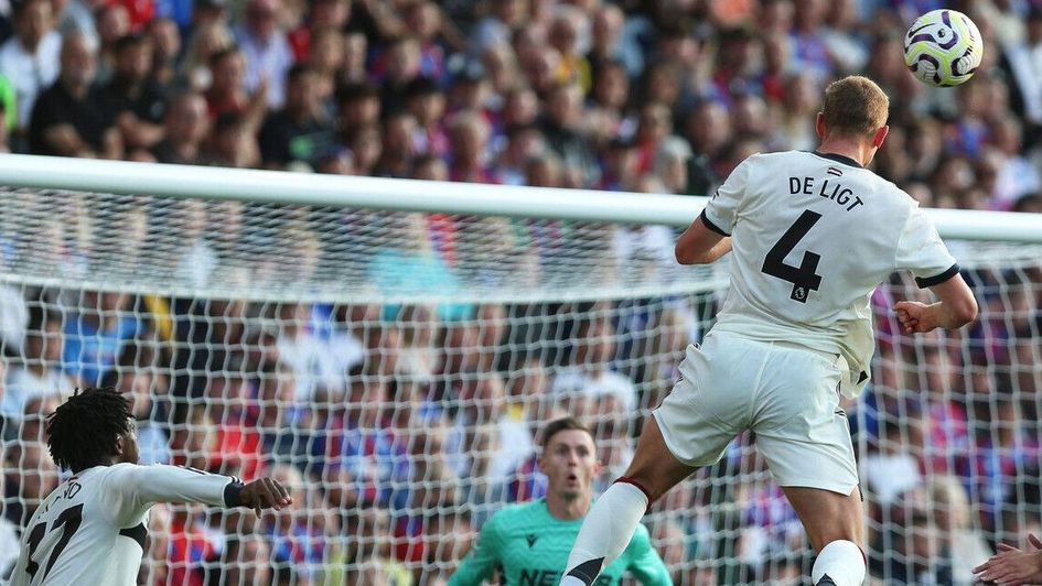 Matthijs de Ligt directs a shot towards goal