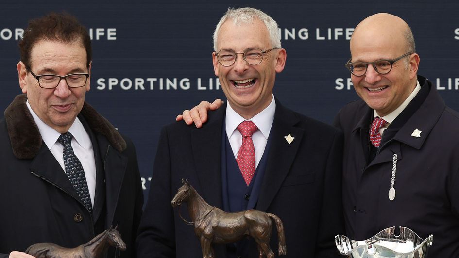 Leading owner Simon Munir (right)