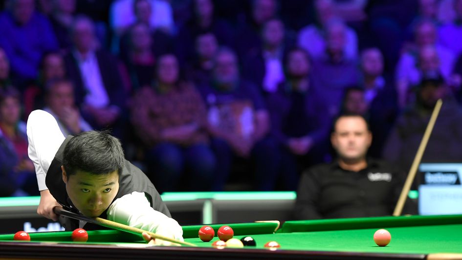 Ding Junhui on the front foot against Stephen Maguire