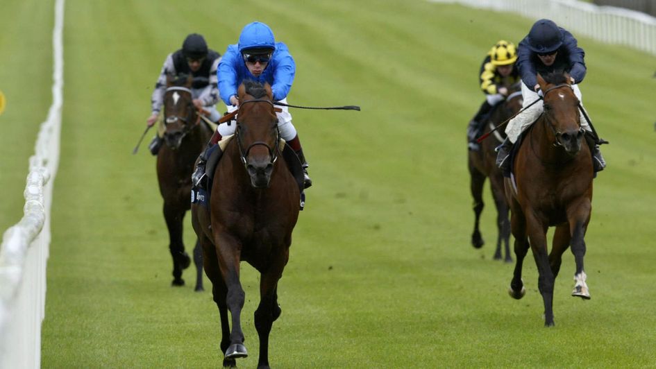 Dubawi wins the Irish 2000 Guineas