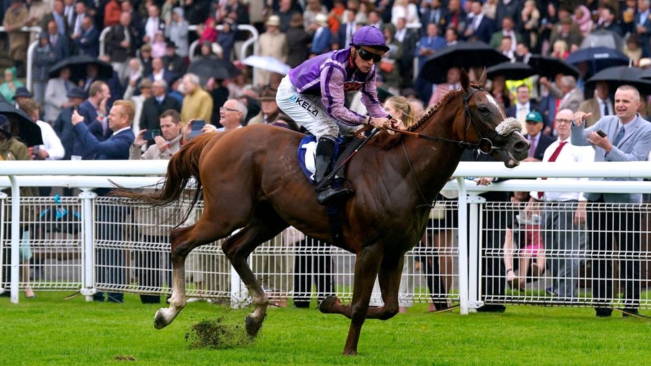 The Goat emerges from the gloom to win the Wednesday opener