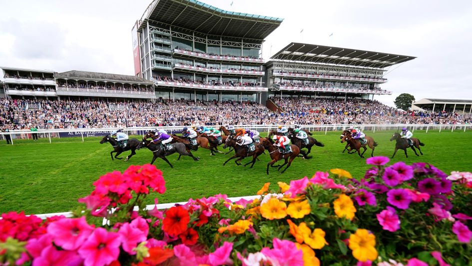 Buy your tickets for the Sky Bet Ebor Festival Preview Evening