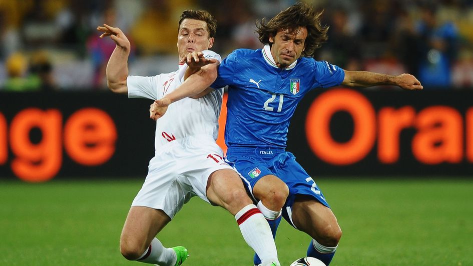 Scott Parker and Andrea Pirlo battle for the ball