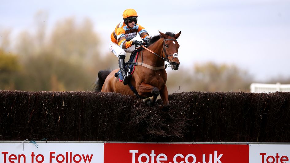 Harry Cobden wins aboard Master Tommytucker