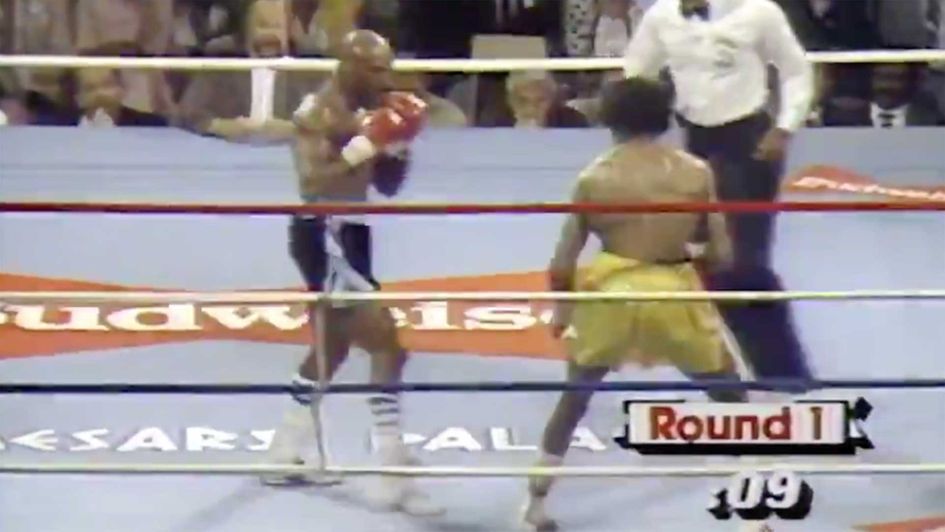 Scroll down to watch the most explosive round of boxing ever