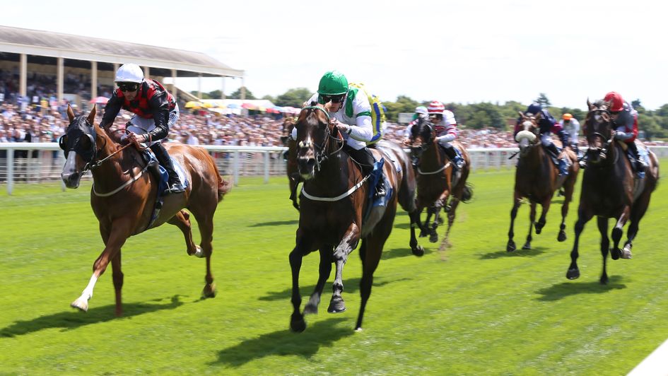 Eilean Dubh wins at York