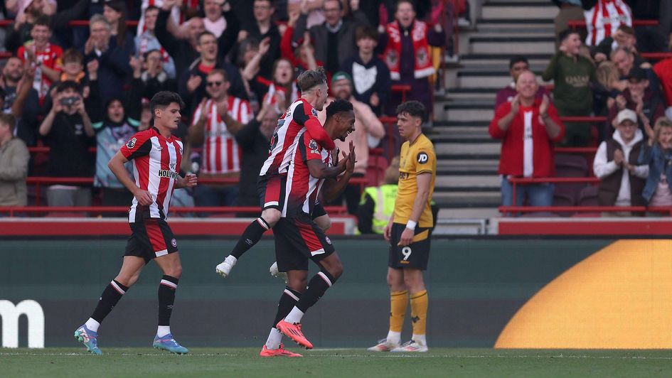 Brentford celebrate against Wolves