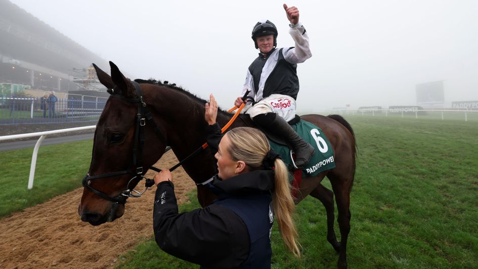 Sam Ewing celebrates on Romeo Coolio