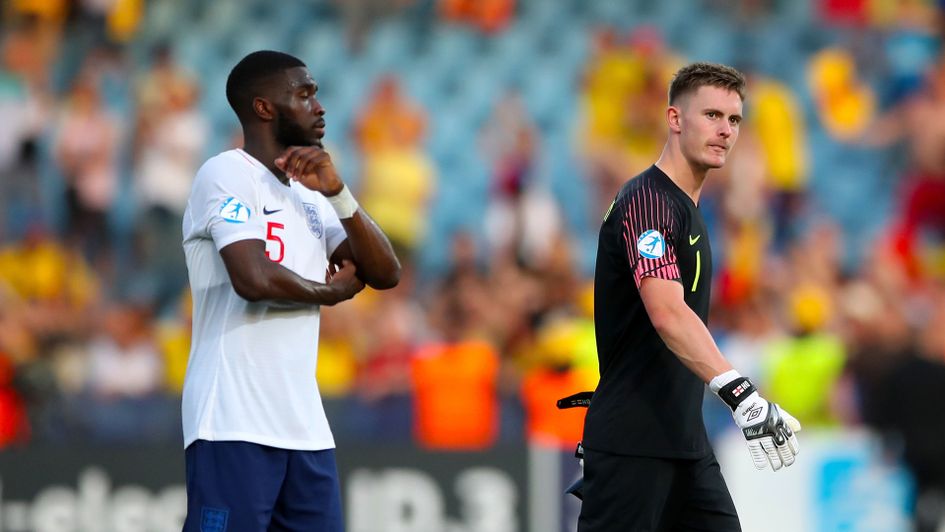 Fikayo Tomori and Dean Henderson are dejected at full-time