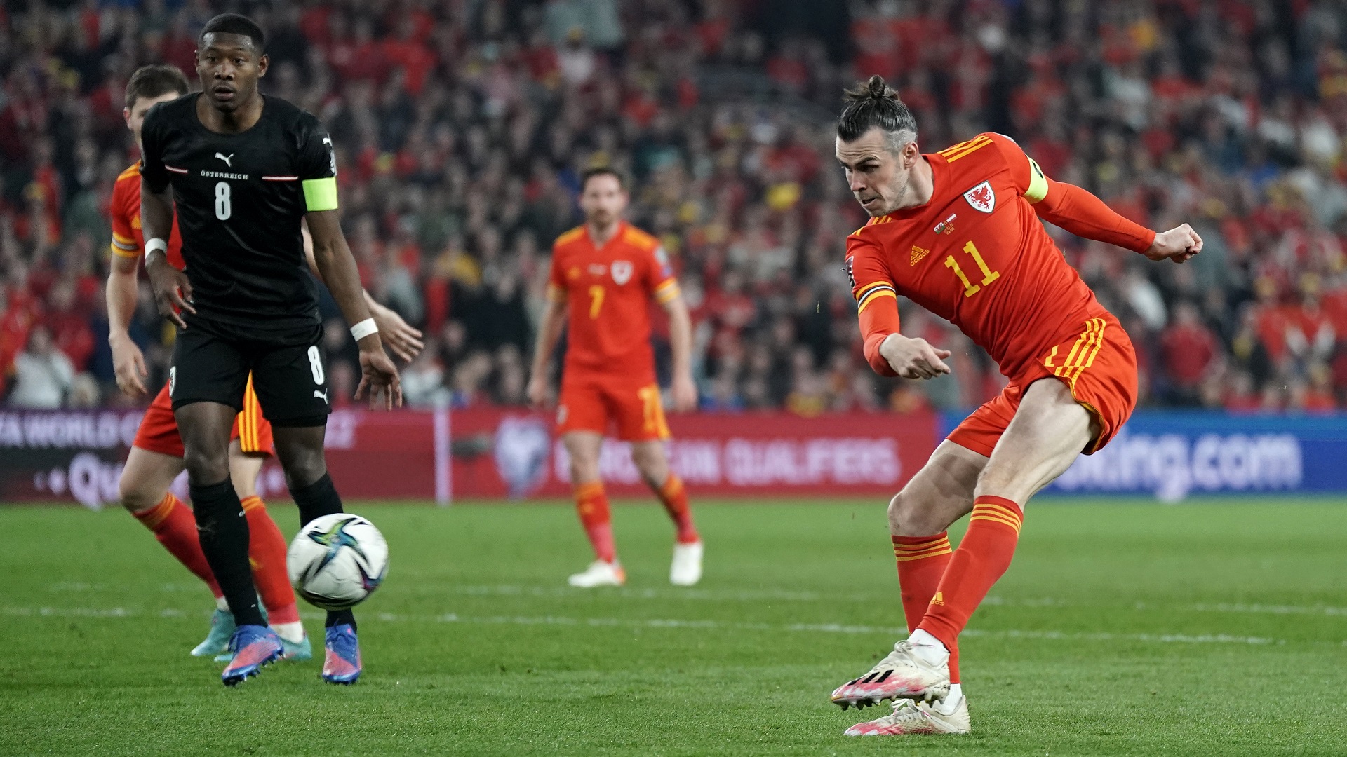 Wales 2-1 Austria: 'They should all be ashamed of themselves' – Gareth Bale  hits out at 'disgusting' treatment in Spain - Eurosport