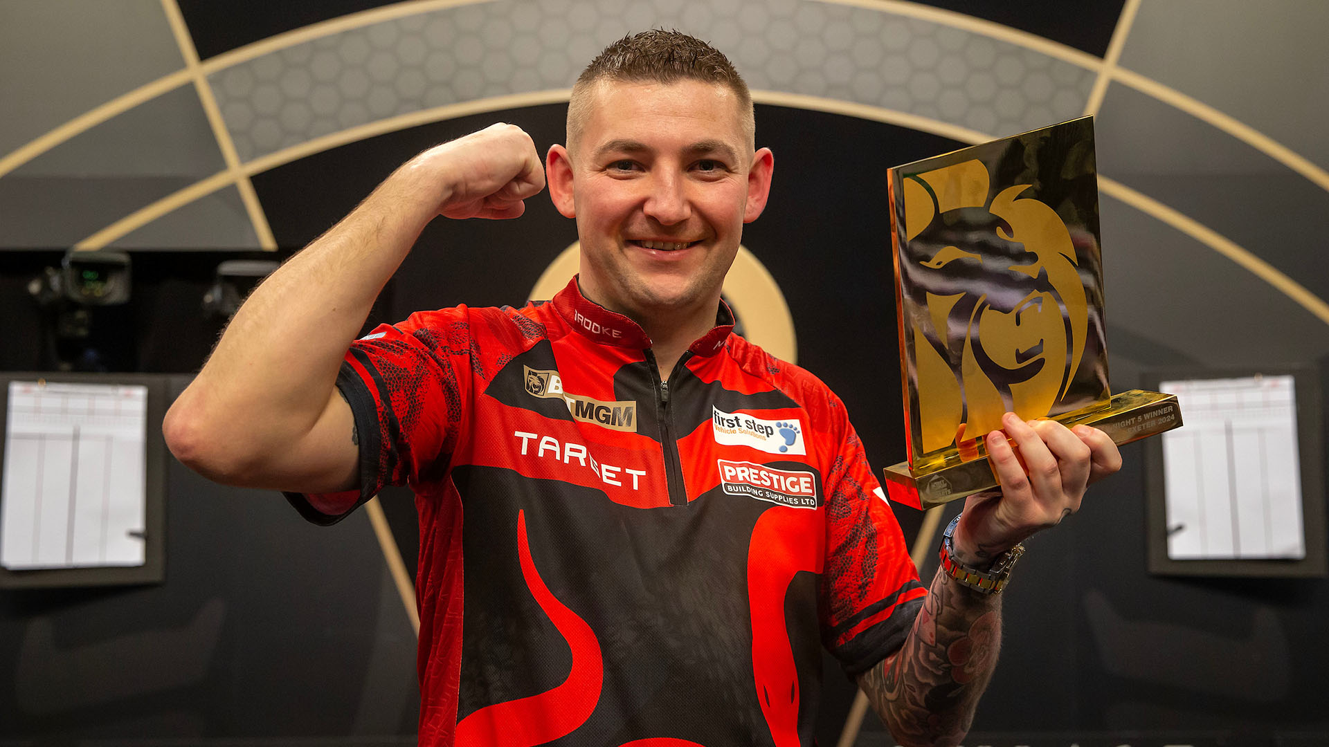 Who won the Premier League darts in Exeter last night?