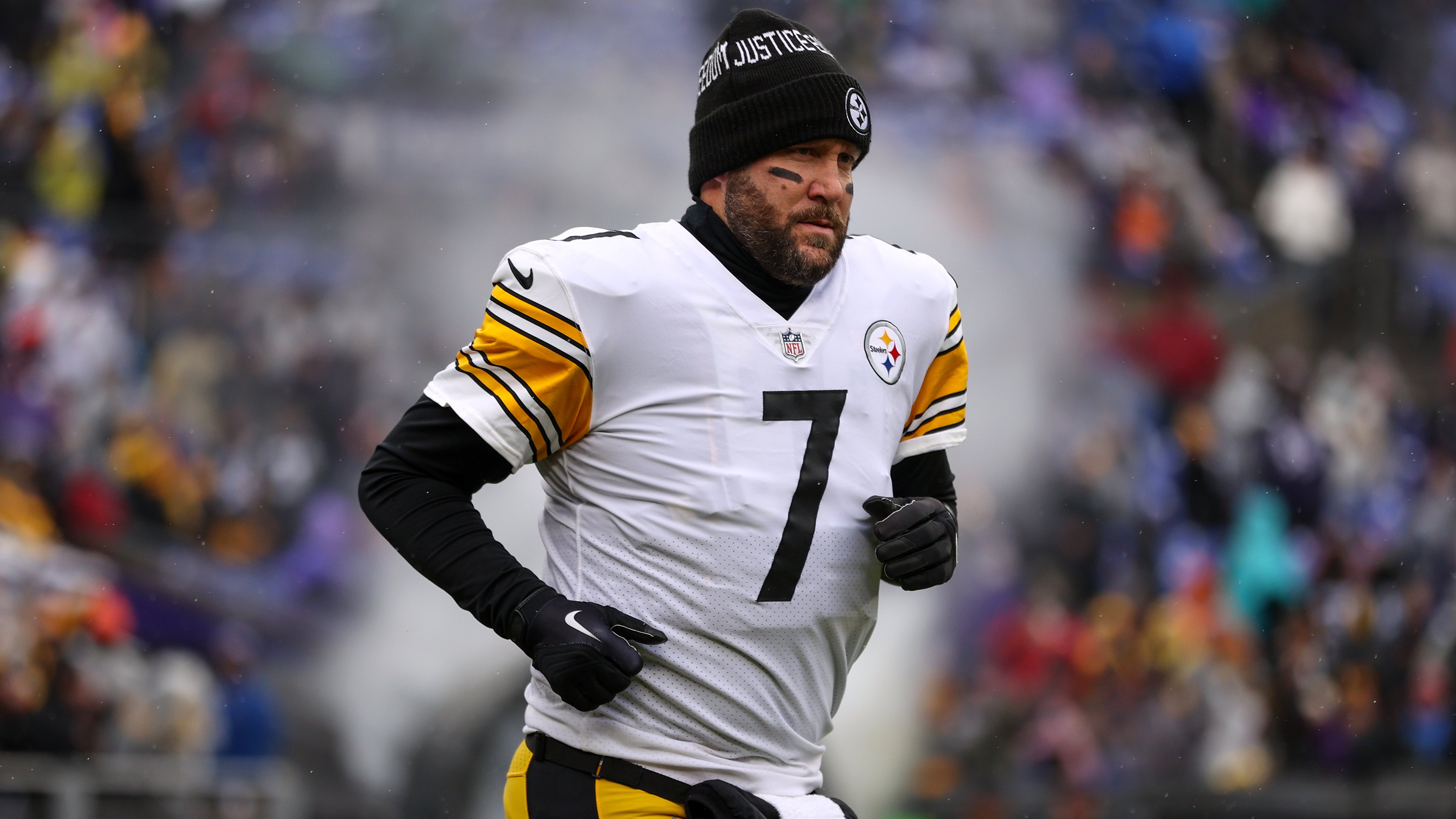 Steelers' Ben Roethlisberger calls time on 'exhilarating' 18