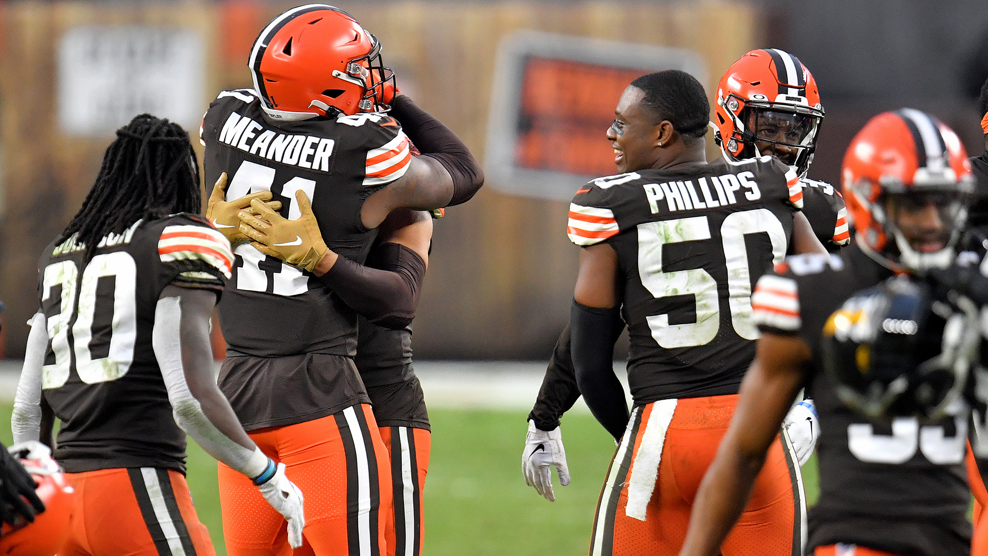 NFL review and highlights: Cleveland Browns end long wait for play-offs