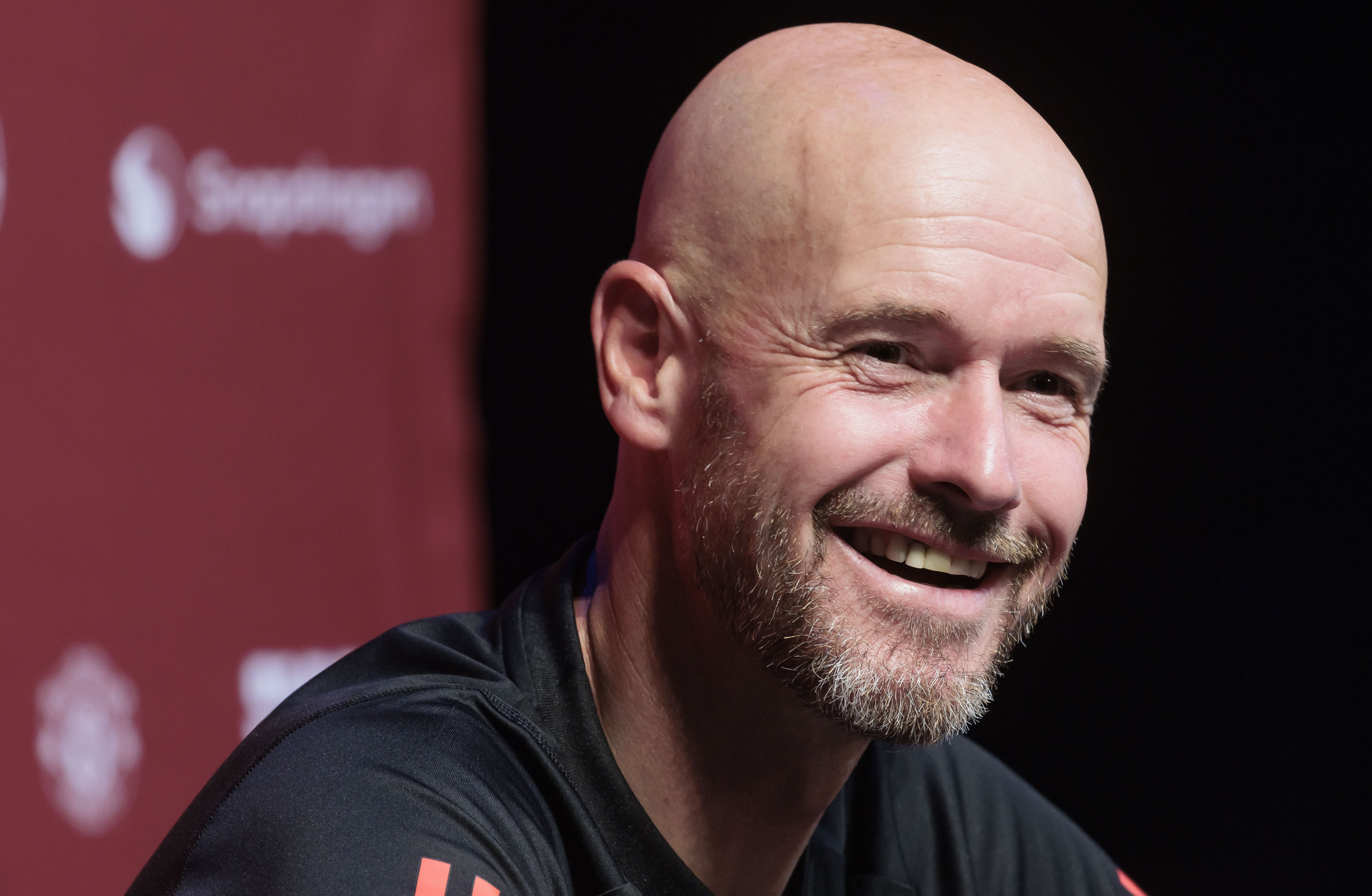 Can Erik ten Hag succeed at Manchester United despite tension?